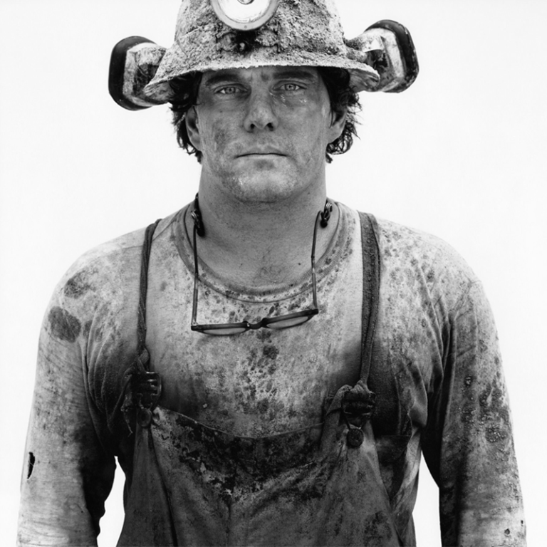 Richard Avedon: Facing West